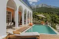 Haus 4 zimmer 354 m² Herceg Novi, Montenegro