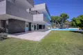 6 bedroom villa 1 204 m² Estepona, Spain