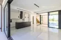 Mieszkanie 3 pokoi 210 m² Chloraka, Cypr