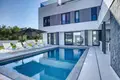 Haus 4 Schlafzimmer 224 m² Grad Zadar, Kroatien