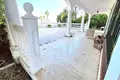 5 bedroom house 220 m² Dos Hermanas, Spain