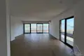 Mieszkanie 3 pokoi 121 m² Budva, Czarnogóra