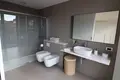 Mieszkanie 5 pokojów 185 m² Barcelona, Hiszpania