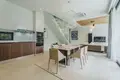 Apartamento 3 habitaciones 265 m² Si Sunthon, Tailandia