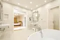 5-Schlafzimmer-Villa 490 m² Dobrota, Montenegro