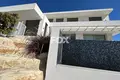 Apartment 6 bedrooms 320 m² in Agios Tychonas, Cyprus