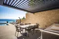 4 bedroom house 375 m² Grad Omis, Croatia