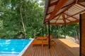5 bedroom house 254 m² West Bay, Honduras