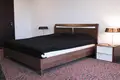 Mieszkanie 4 pokoi 200 m² Ryga, Łotwa