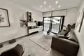 Mieszkanie 2 pokoi 75 m² Orihuela, Hiszpania