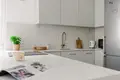 Mieszkanie 4 pokoi 73 m² Warszawa, Polska