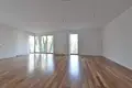 Квартира 5 комнат 160 м² в Варшаве, Польша