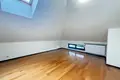 Haus 8 zimmer 330 m² in Warschau, Polen