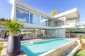4-Schlafzimmer-Villa 465 m² Martorell, Spanien