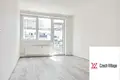 Mieszkanie 4 pokoi 75 m² Miasto Stołeczne Praga, Czechy