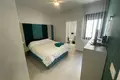 Penthouse 3 pokoi 98 m² Torrevieja, Hiszpania