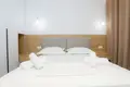Apartamento en la Riviera Albanesa en Alquiler, Radhime Vlore. Moderno, junto a la playa y con piscina.