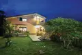 Hotel 1 000 m² Veprinac, Kroatien