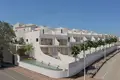 Mieszkanie 2 pokoi 165 m² Torrevieja, Hiszpania