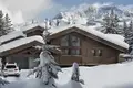 Chalet 6 bedrooms  in Courchevel, France