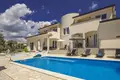 Casa 5 habitaciones 245 m² Umag, Croacia