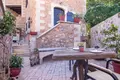 Dom  Stylos, Grecja