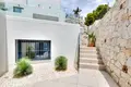 4 bedroom house 173 m² Dos Hermanas, Spain