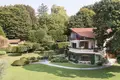 6-Schlafzimmer-Villa 500 m² Casciago, Italien