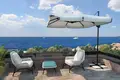 Wohnkomplex Ready-to-move apartments and duplexes with two bedrooms, 50 meters from the sea.