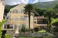 Haus 7 Schlafzimmer 390 m² Muo, Montenegro