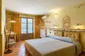 Commercial property 300 m² in Pisa, Italy