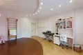 Cottage 253 m² in Tarasava, Belarus