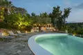 Hotel 900 m² in Kassandra Municipality, Greece
