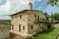 Villa de 6 habitaciones 1 100 m² Perugia, Italia