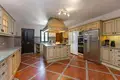 Haus 12 Schlafzimmer 1 058 m² Benahavis, Spanien