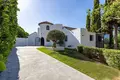 5 bedroom house 356 m² Artola, Spain