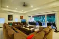 villa de 7 chambres 650 m² Rawai, Thaïlande