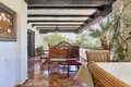 8 bedroom House 600 m² Dos Hermanas, Spain