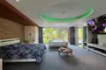 6-Schlafzimmer-Villa 1 200 m² Takua Thung, Thailand