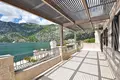 Villa de 7 dormitorios 554 m² Risan, Montenegro