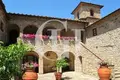 Villa 25 chambres 1 250 000 m² Poggibonsi, Italie