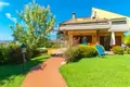 Villa de 3 habitaciones 235 m² Pescara, Italia