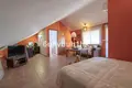 4 bedroom house 265 m² Dos Hermanas, Spain