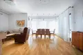 Dom 5 pokojów 240 m² Lomianki Dolne, Polska