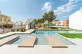 Mieszkanie 3 pokoi 162 m² Torrevieja, Hiszpania