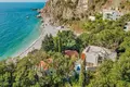 4 bedroom Villa 285 m² Katun Rezevici, Montenegro