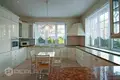 House 12 rooms 890 m² Riga, Latvia