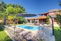 villa de 5 dormitorios 350 m² Pola, Croacia