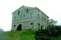 House 12 rooms 280 m² San Severino Marche, Italy