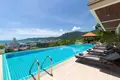 Villa de 7 dormitorios 1 200 m² Pa Tong, Tailandia